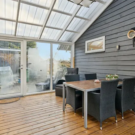 Ruhiger Urlaub In 300 M Zum Wasser Ferienhaus