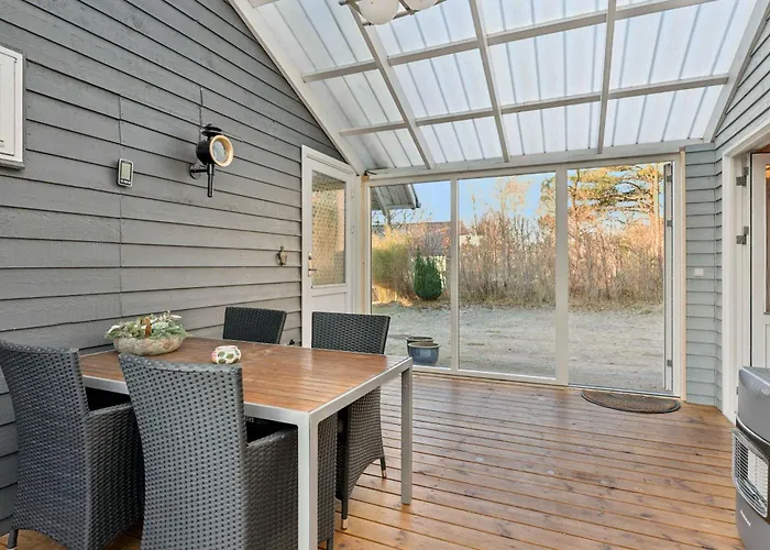 Quiet In 300 M To Water * Hemmet