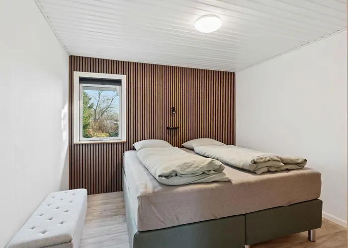 Quiet In 300 M To Water * Hemmet