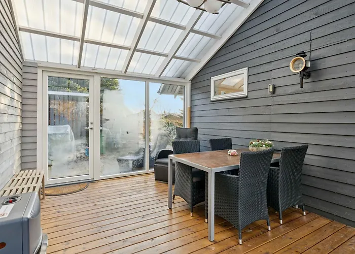 Quiet In 300 M To Water * Hemmet