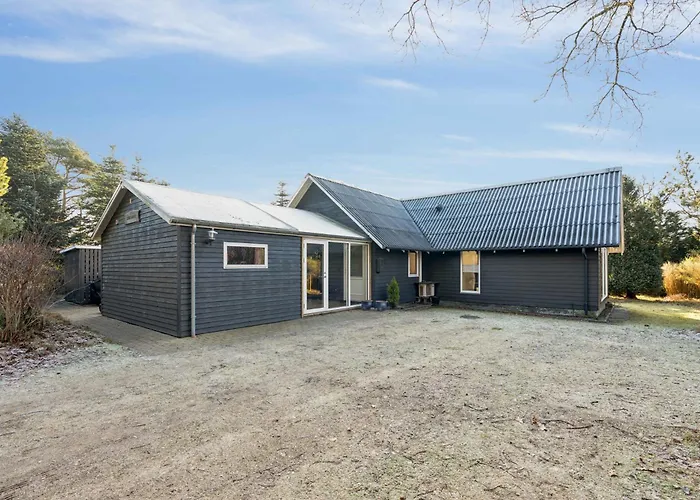 Feriehus Quiet In 300 M To Water