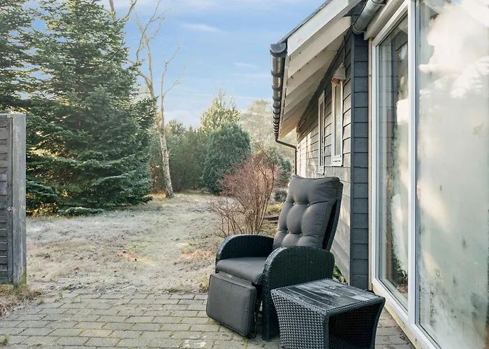 Feriehus Quiet In 300 M To Water *